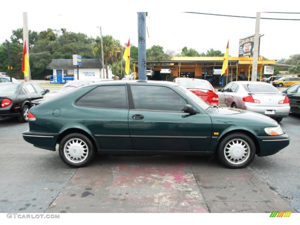 Scarabe Green Metallic 1996 Saab 900 S Coupe Exterior Photo #44666147