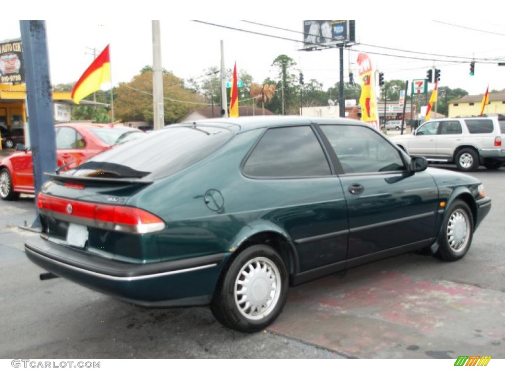 Scarabe Green Metallic 1996 Saab 900 S Coupe Exterior Photo #44666167