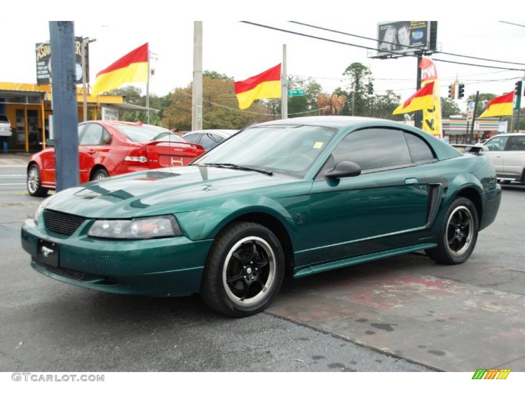 2000 Mustang V6 Coupe - Amazon Green Metallic / Dark Charcoal photo #1