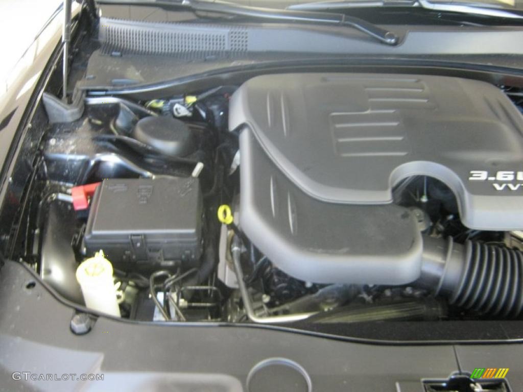 2011 Dodge Charger Rallye Plus 3.6 Liter DOHC 24-Valve VVT Pentastar V6 Engine Photo #44668303