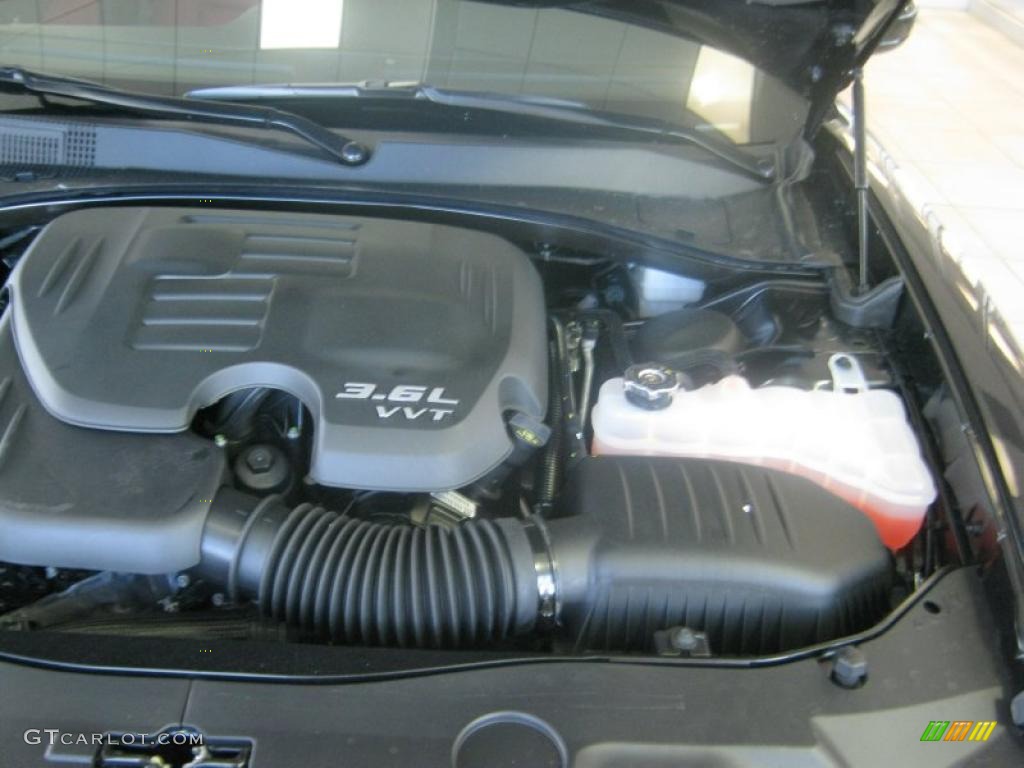 2011 Dodge Charger Rallye Plus 3.6 Liter DOHC 24-Valve VVT Pentastar V6 Engine Photo #44668323