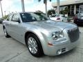 Bright Silver Metallic - 300 C HEMI Photo No. 2