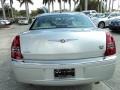 Bright Silver Metallic - 300 C HEMI Photo No. 7