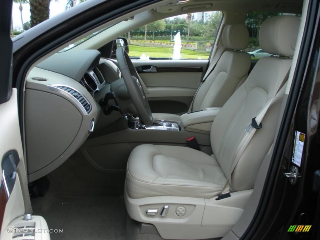 Cardamom Beige Interior 2010 Audi Q7 3.6 Premium quattro Photo #44671935