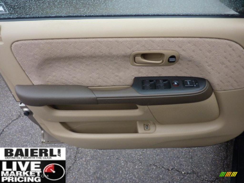 2005 CR-V LX 4WD - Sahara Sand Metallic / Ivory photo #12