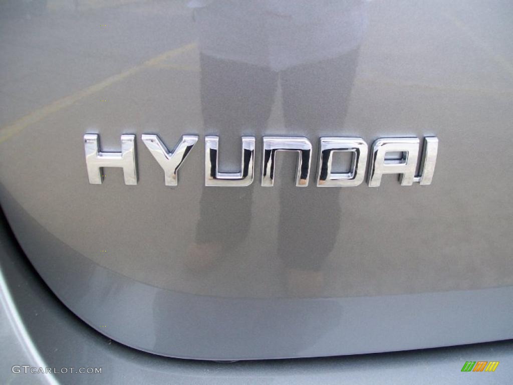 2011 Hyundai Santa Fe SE Marks and Logos Photo #44673879
