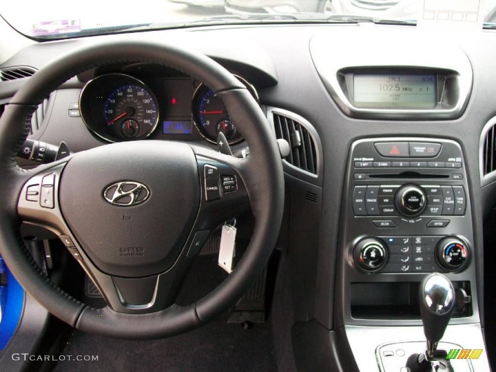 2011 Hyundai Genesis Coupe 2.0T Black Cloth Dashboard Photo #44675371