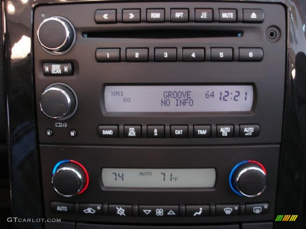 2010 Chevrolet Corvette Convertible Controls Photo #44677703