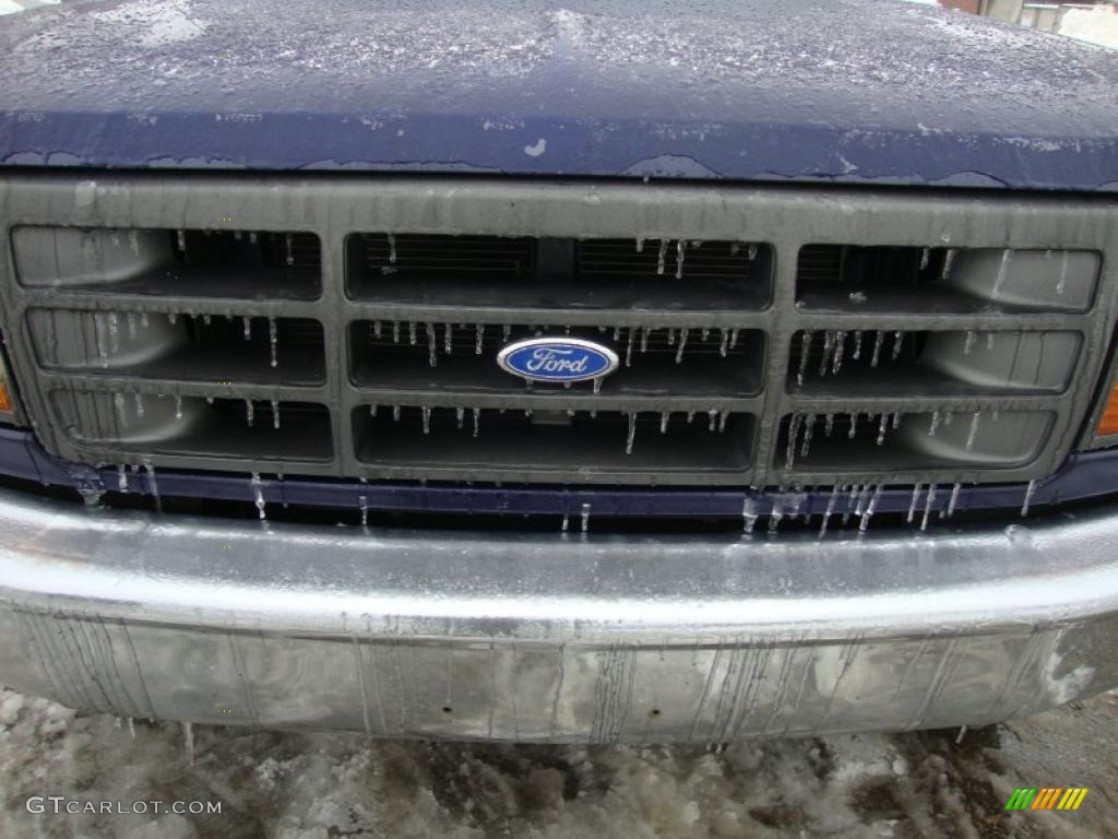 1995 F350 XL Regular Cab Chassis Stake Truck - Dark Lapis Blue Metallic / Grey photo #29