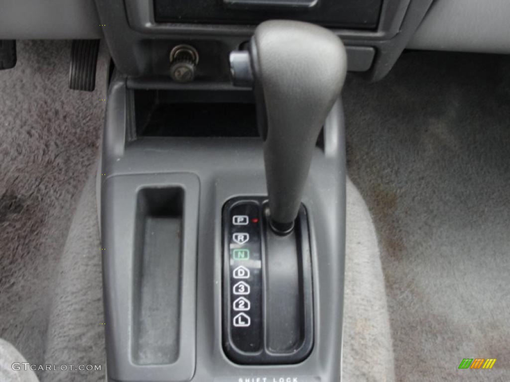 2000 Mitsubishi Montero Sport ES Transmission Photos