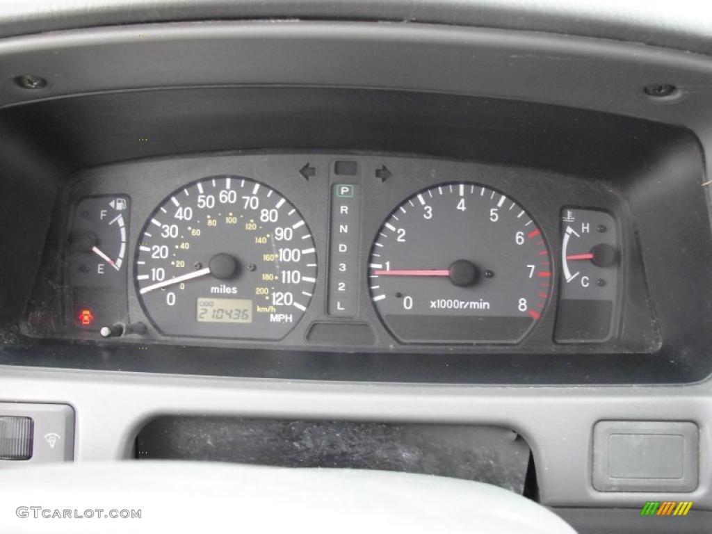 2000 Mitsubishi Montero Sport ES Gauges Photos