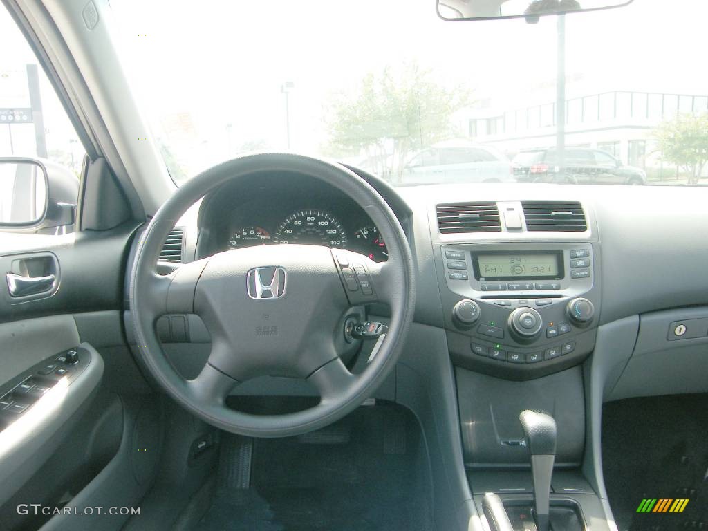 2007 Accord LX Sedan - Alabaster Silver Metallic / Gray photo #24