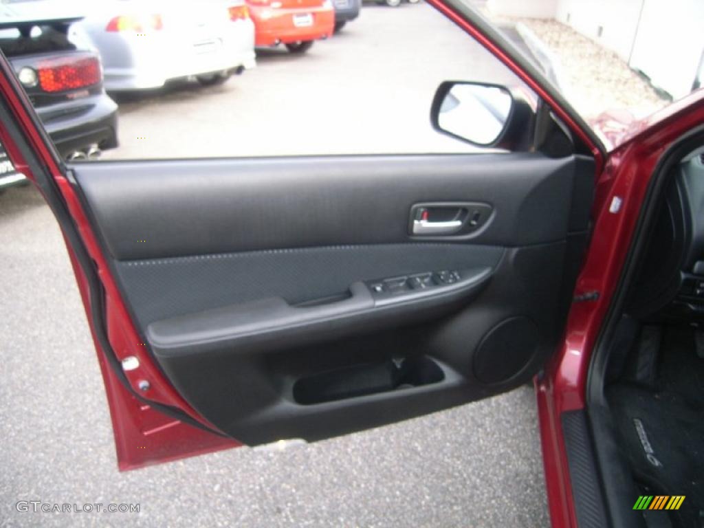 2006 Mazda MAZDA6 s Sedan Door Panel Photos