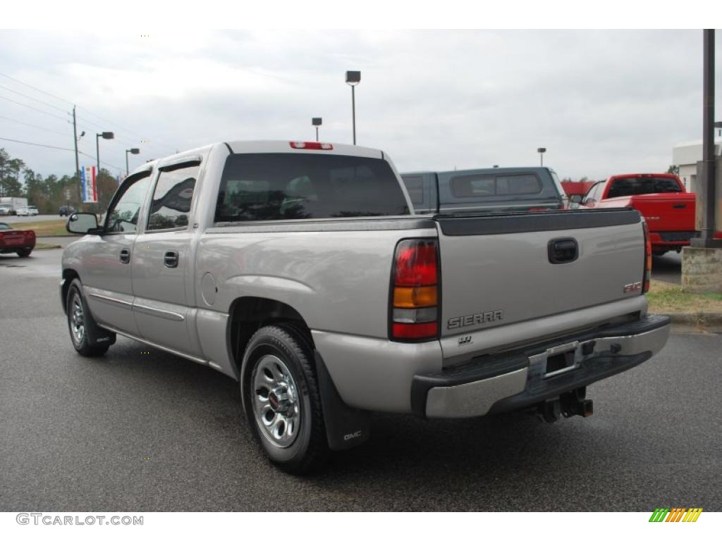2006 Sierra 1500 SLE Crew Cab - Silver Birch Metallic / Dark Pewter photo #3