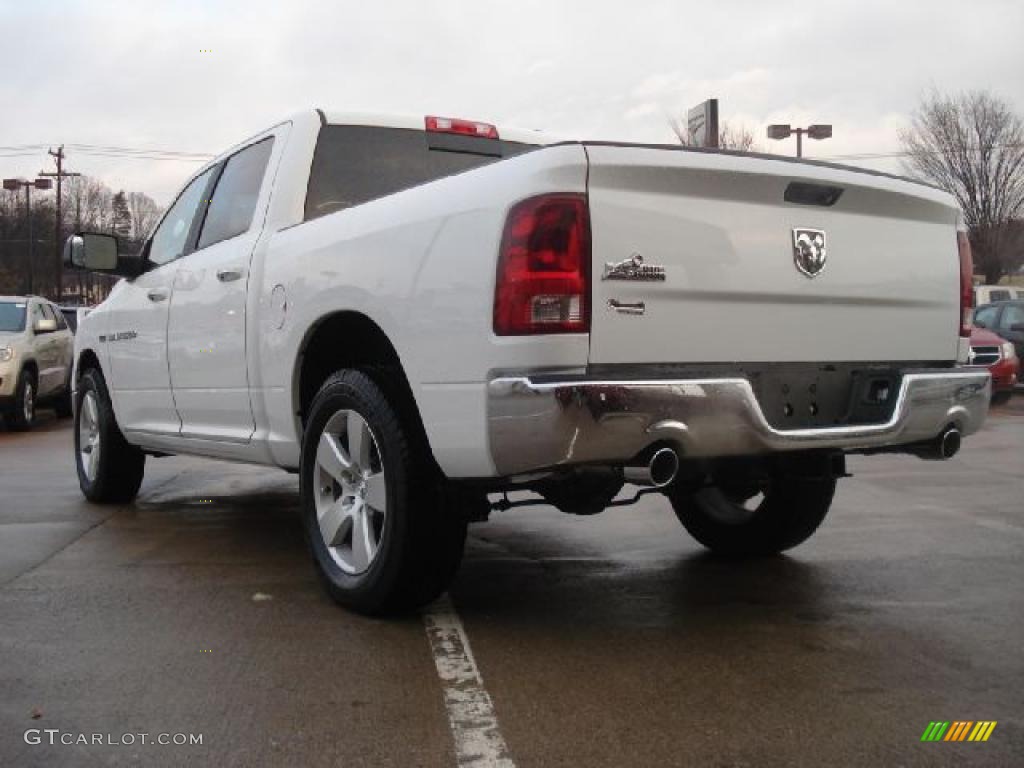 2011 Ram 1500 Big Horn Crew Cab - Bright White / Dark Slate Gray/Medium Graystone photo #5