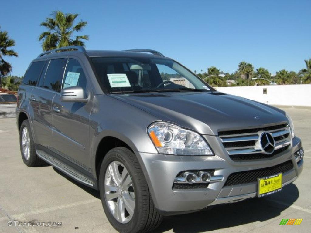 Palladium Silver Metallic Mercedes-Benz GL