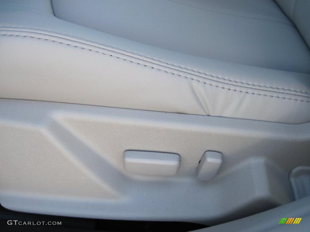 2011 CTS 3.0 Sedan - Black Raven / Light Titanium photo #11