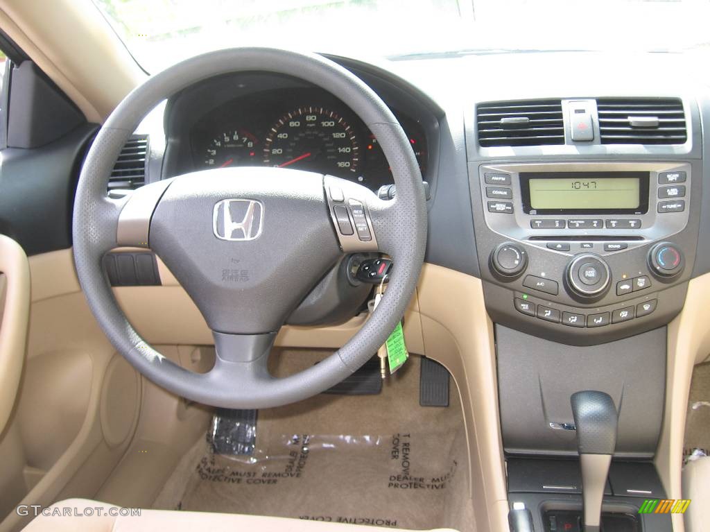 2007 Accord LX Coupe - Taffeta White / Ivory photo #12