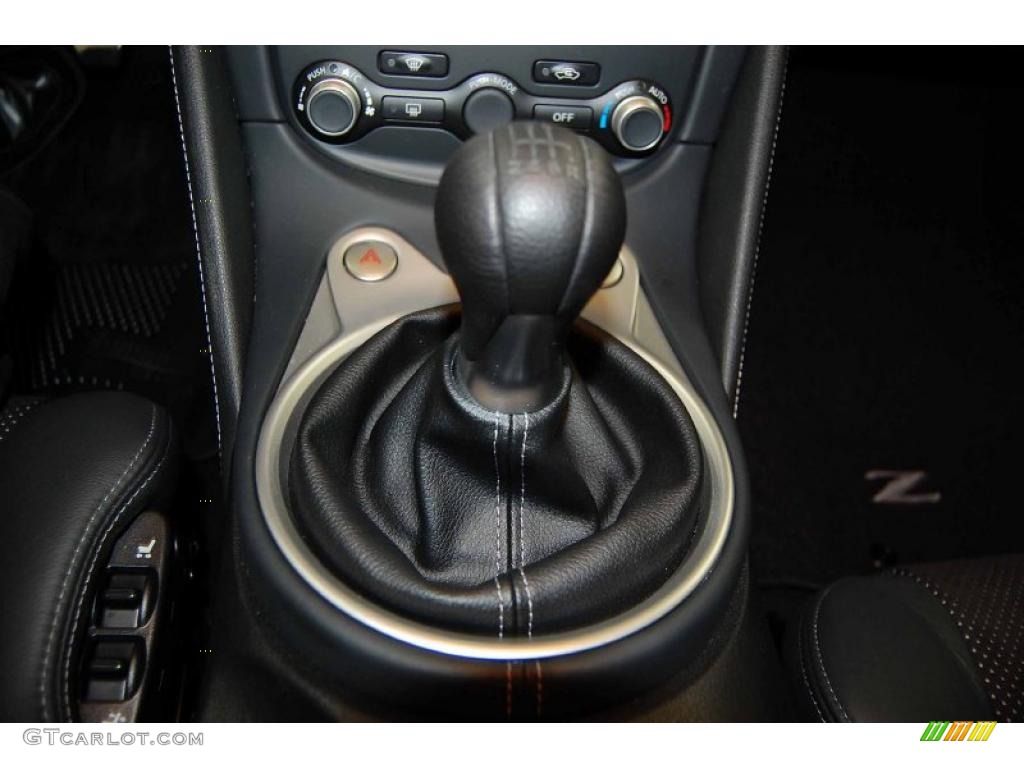 2010 Nissan 370Z Sport Touring Coupe 6 Speed SynchroRev Match Manual Transmission Photo #44696741