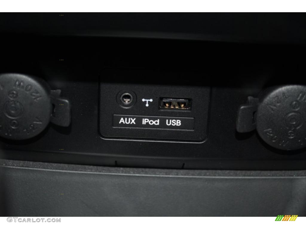 2011 Sorento EX V6 AWD - Ebony Black / Black photo #44