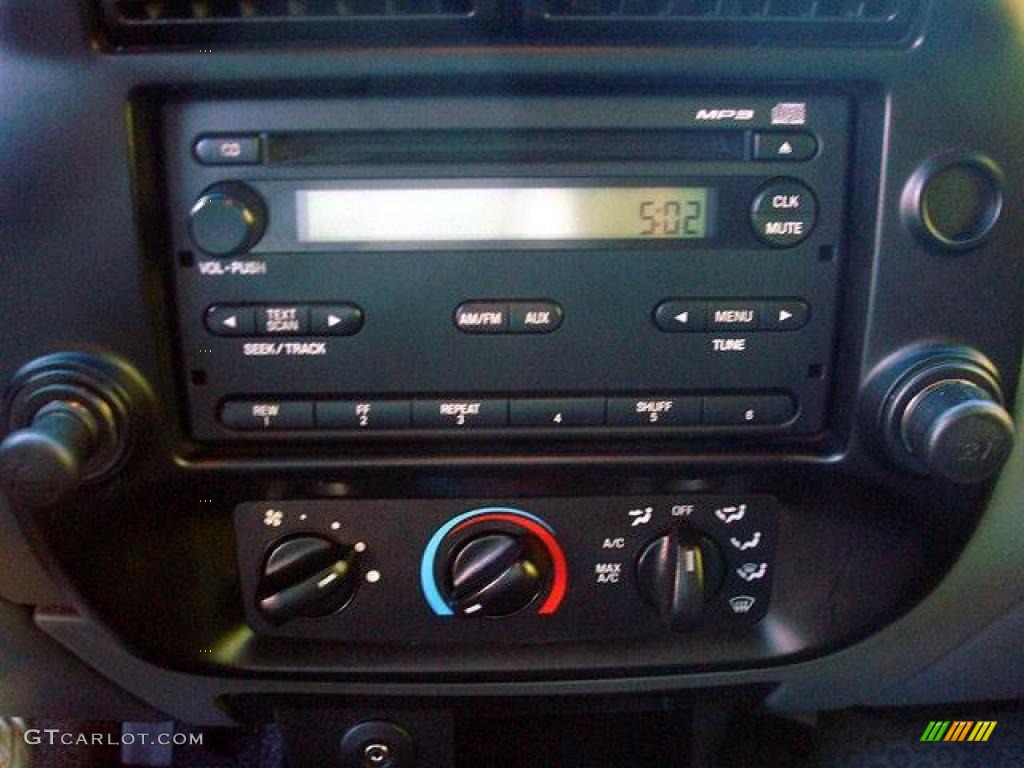 2008 Ford Ranger Sport SuperCab Controls Photo #44701193