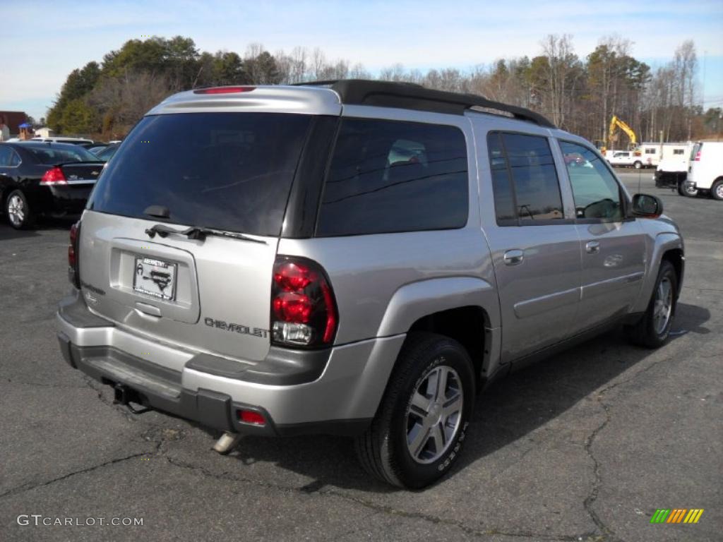 Silverstone Metallic 2004 Chevrolet TrailBlazer EXT LT Exterior Photo #44702006