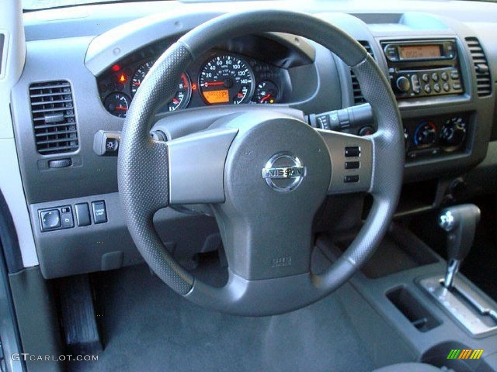 2007 Nissan Frontier SE King Cab Dashboard Photos