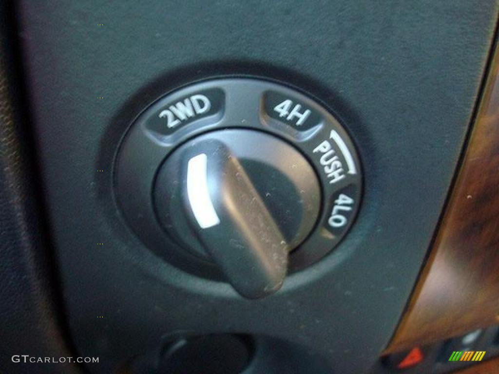 2010 Nissan Titan LE Crew Cab 4x4 Controls Photo #44704472