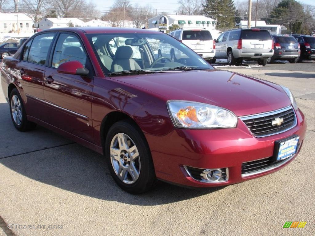 2007 Malibu LT Sedan - Sport Red Metallic / Titanium Gray photo #3