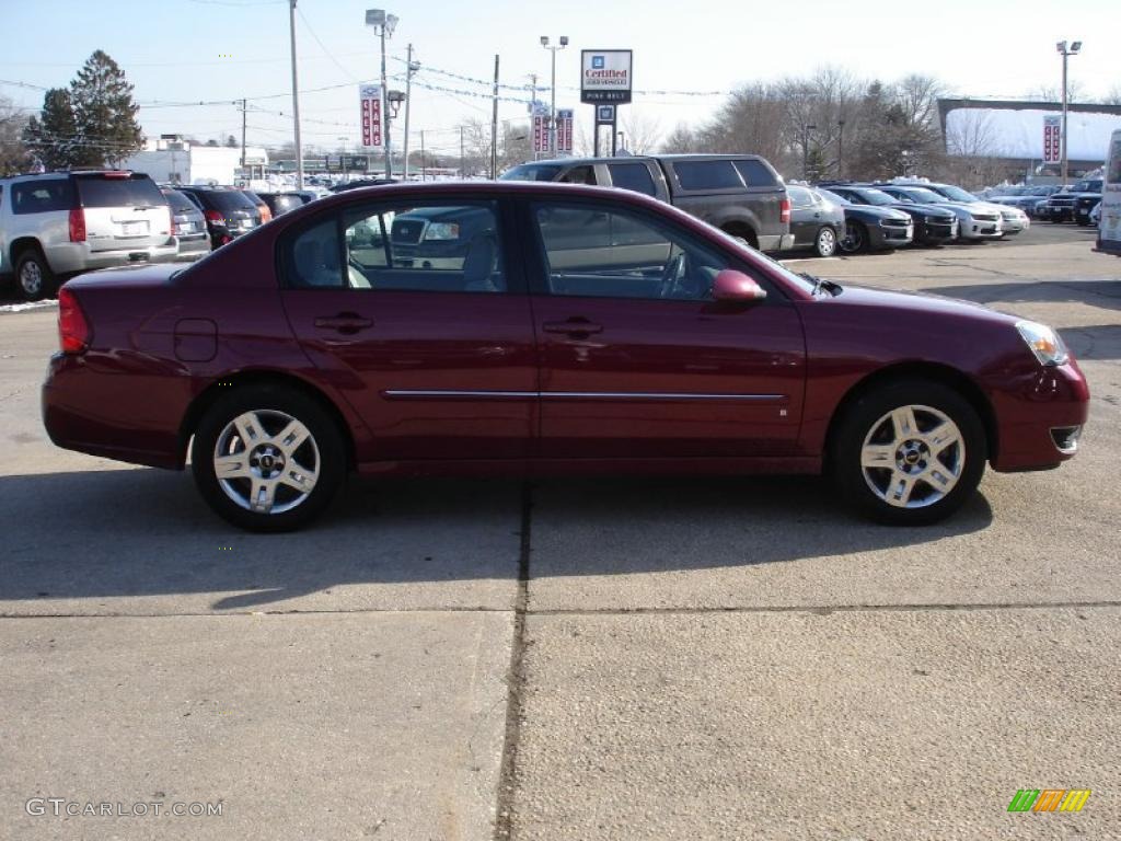 2007 Malibu LT Sedan - Sport Red Metallic / Titanium Gray photo #7