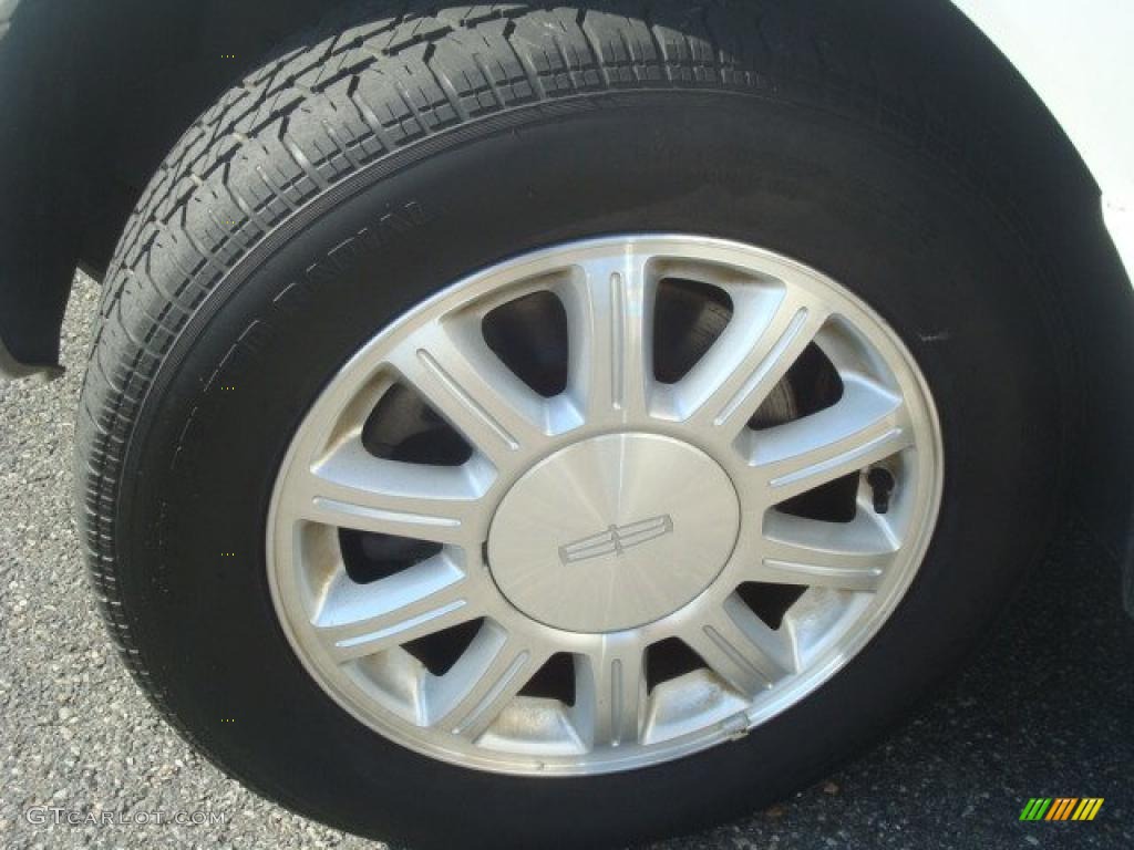 2002 Lincoln Continental Standard Continental Model Wheel Photo #44706690