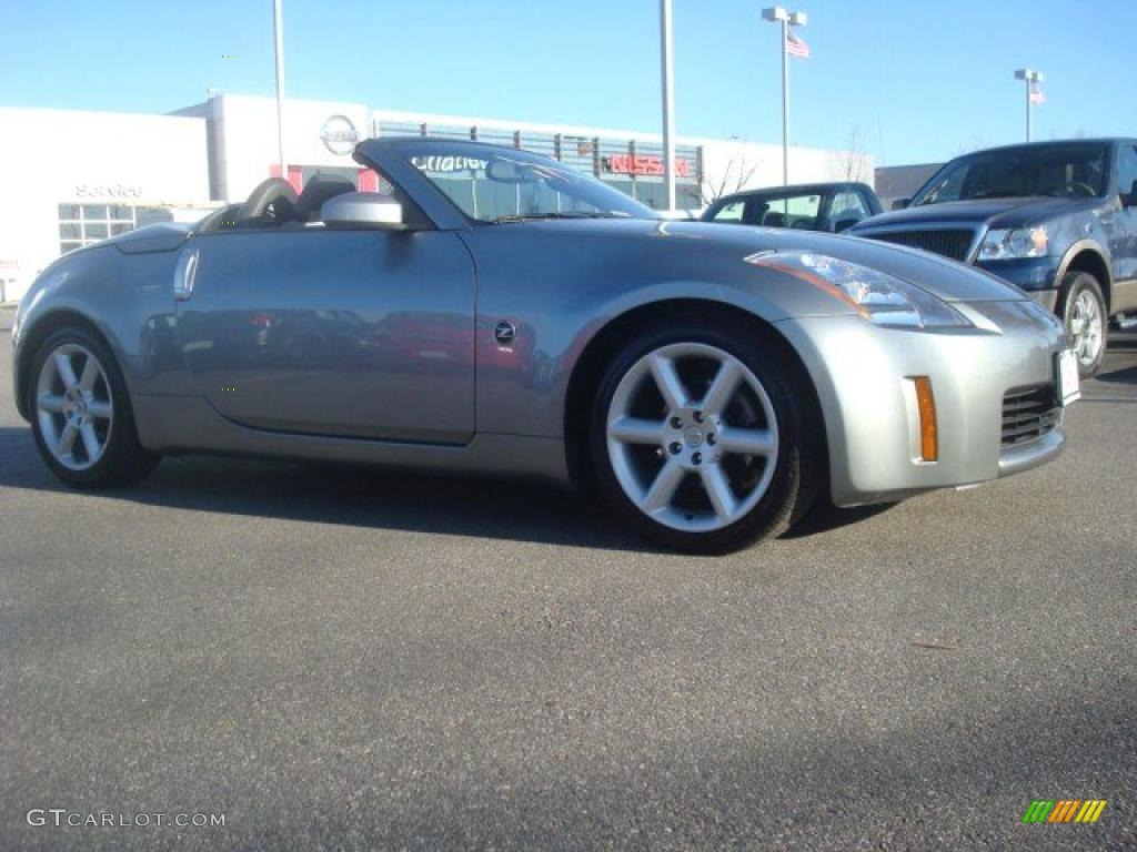 2004 350Z Touring Roadster - Liquid Aluminum Metallic / Carbon Black photo #2