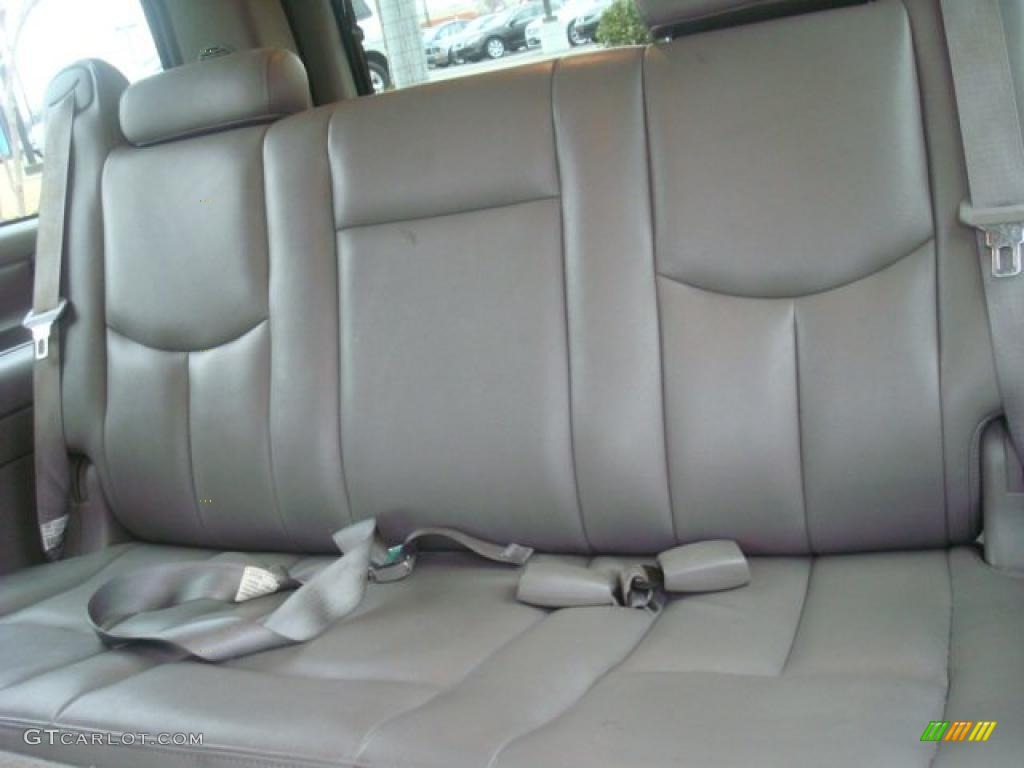 2005 Suburban 1500 Z71 - Silver Birch Metallic / Gray/Dark Charcoal photo #12