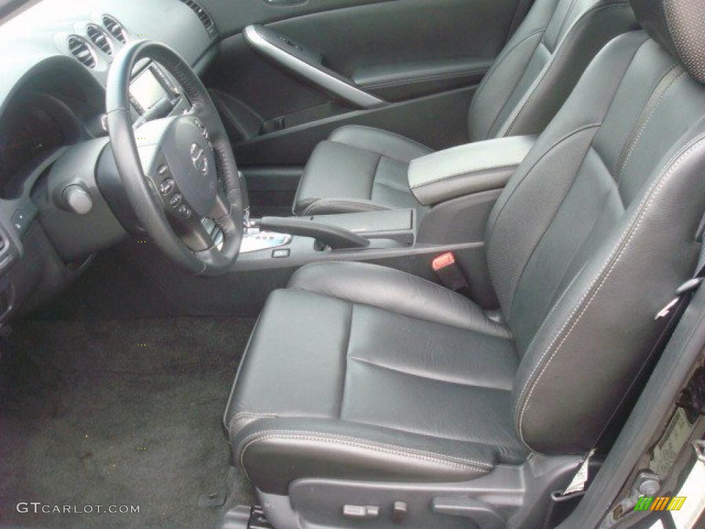 Charcoal Interior 2010 Nissan Altima 3.5 SR Coupe Photo #44710306