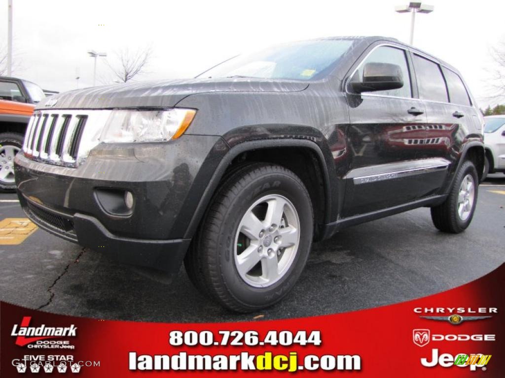 2011 Grand Cherokee Laredo 4x4 - Dark Charcoal Pearl / Dark Graystone/Medium Graystone photo #1