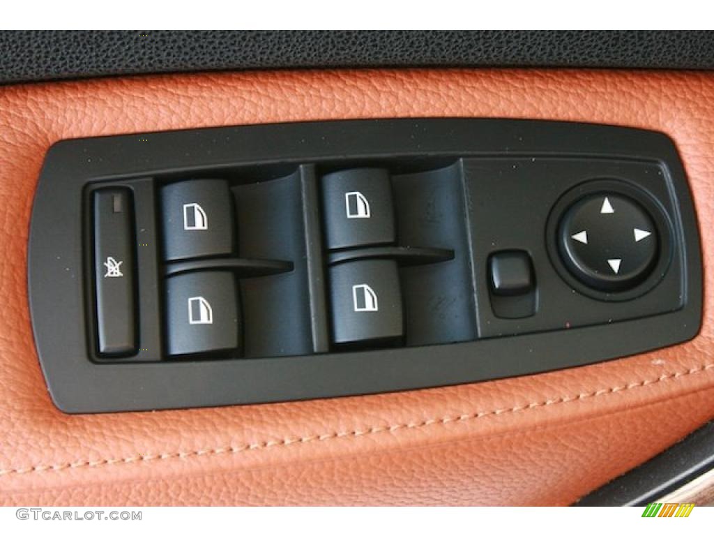 2005 BMW X3 3.0i Controls Photo #44714283