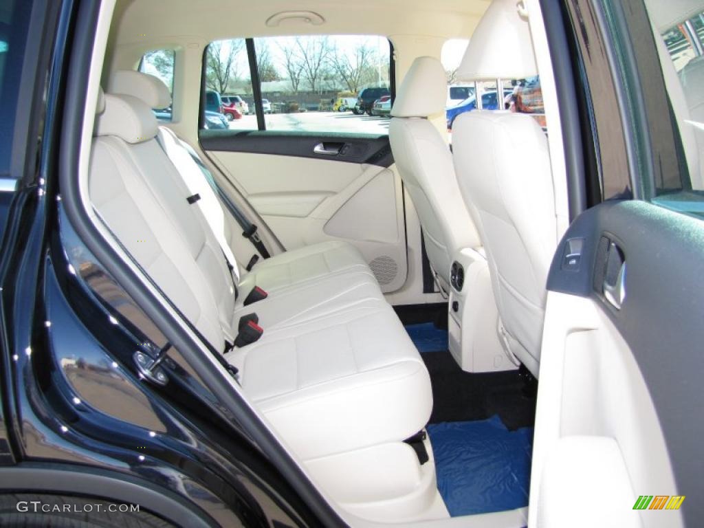 2011 Tiguan SE - Deep Black Metallic / Sandstone photo #4