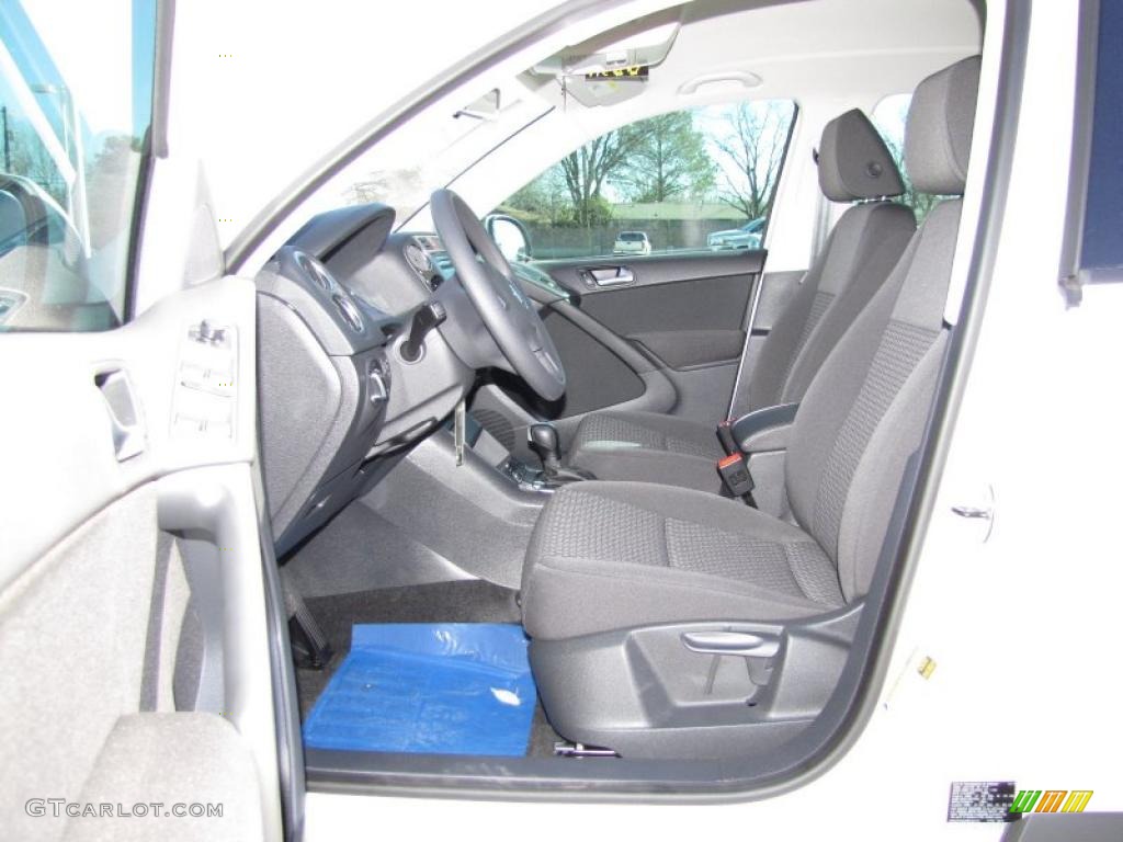 Charcoal Interior 2011 Volkswagen Tiguan S Photo #44720900