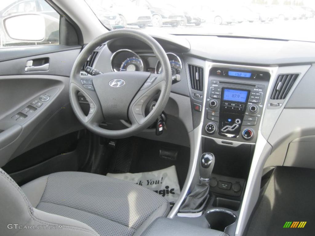 2011 Hyundai Sonata GLS Gray Dashboard Photo #44721248