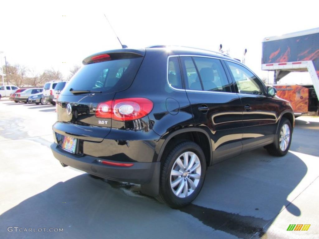 2011 Tiguan SE - Deep Black Metallic / Sandstone photo #2