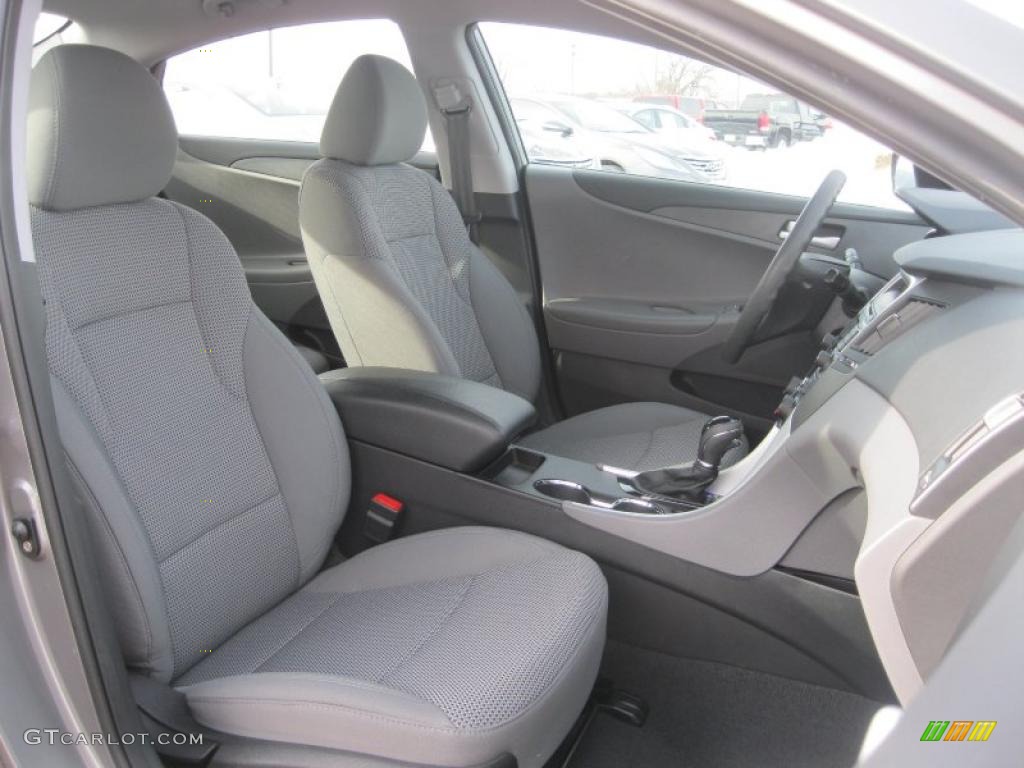 Gray Interior 2011 Hyundai Sonata GLS Photo #44721424