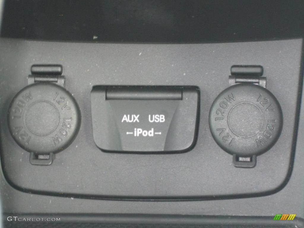 2011 Hyundai Sonata GLS Controls Photo #44721496