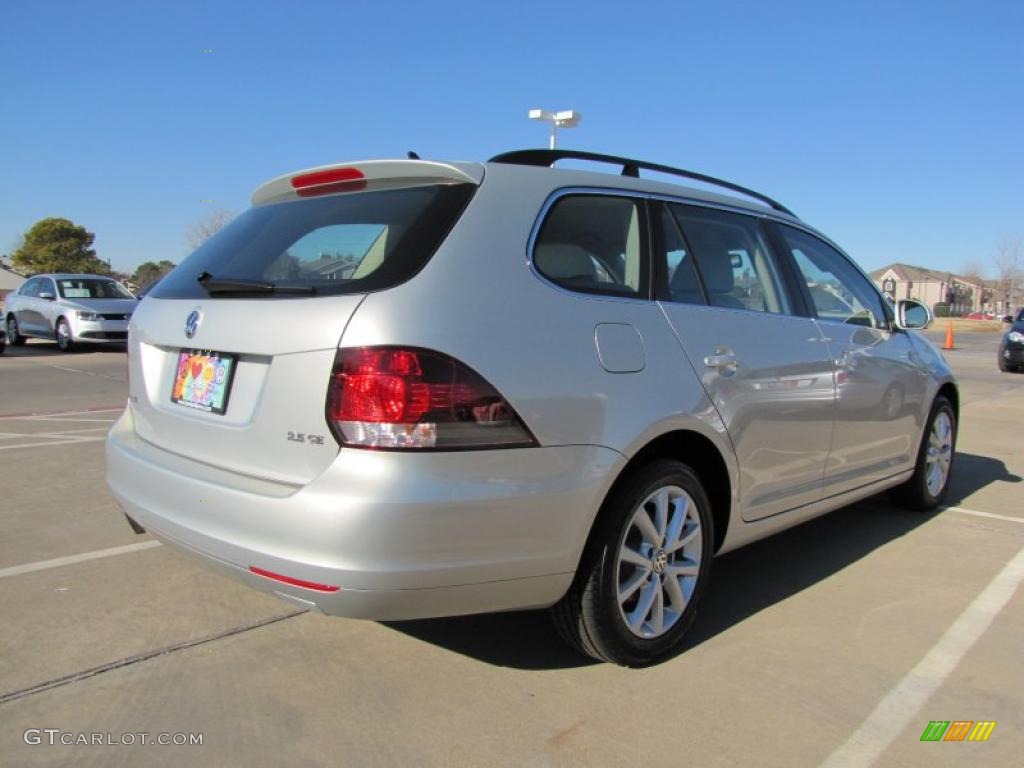 2011 Jetta SE SportWagen - White Gold Metallic / Cornsilk Beige photo #2