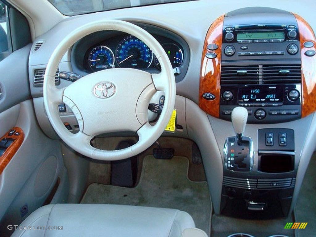 Stone Interior 2009 Toyota Sienna XLE Photo #44724692