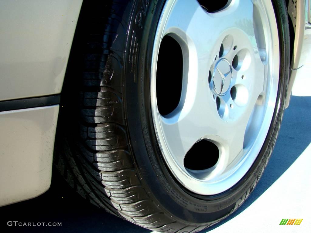 2002 Mercedes-Benz E 430 Sedan Wheel Photo #44727633