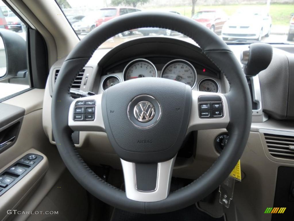 2011 Volkswagen Routan SE Sierra Stone Steering Wheel Photo #44727637