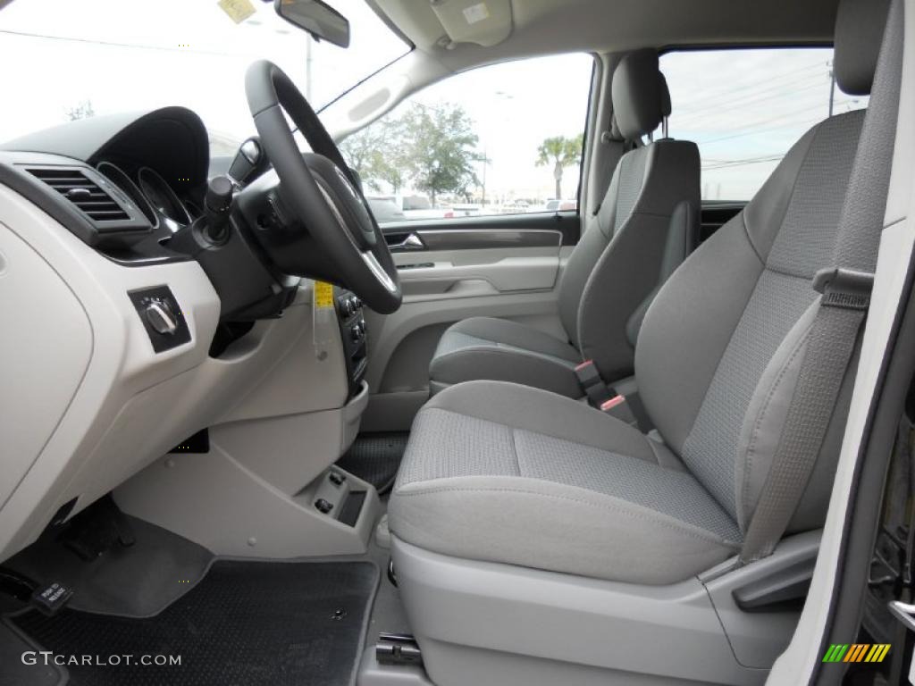 Aero Gray Interior 2011 Volkswagen Routan S Photo #44727821