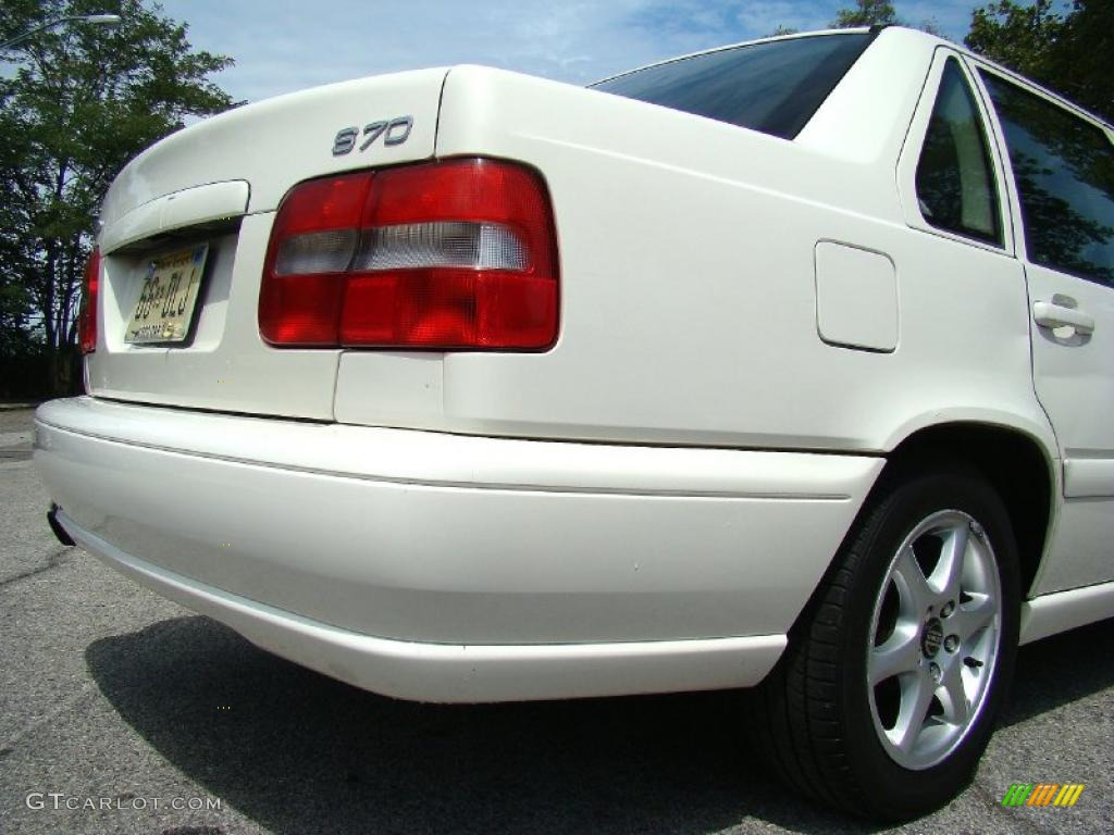 1998 S70  - White / Tan photo #17