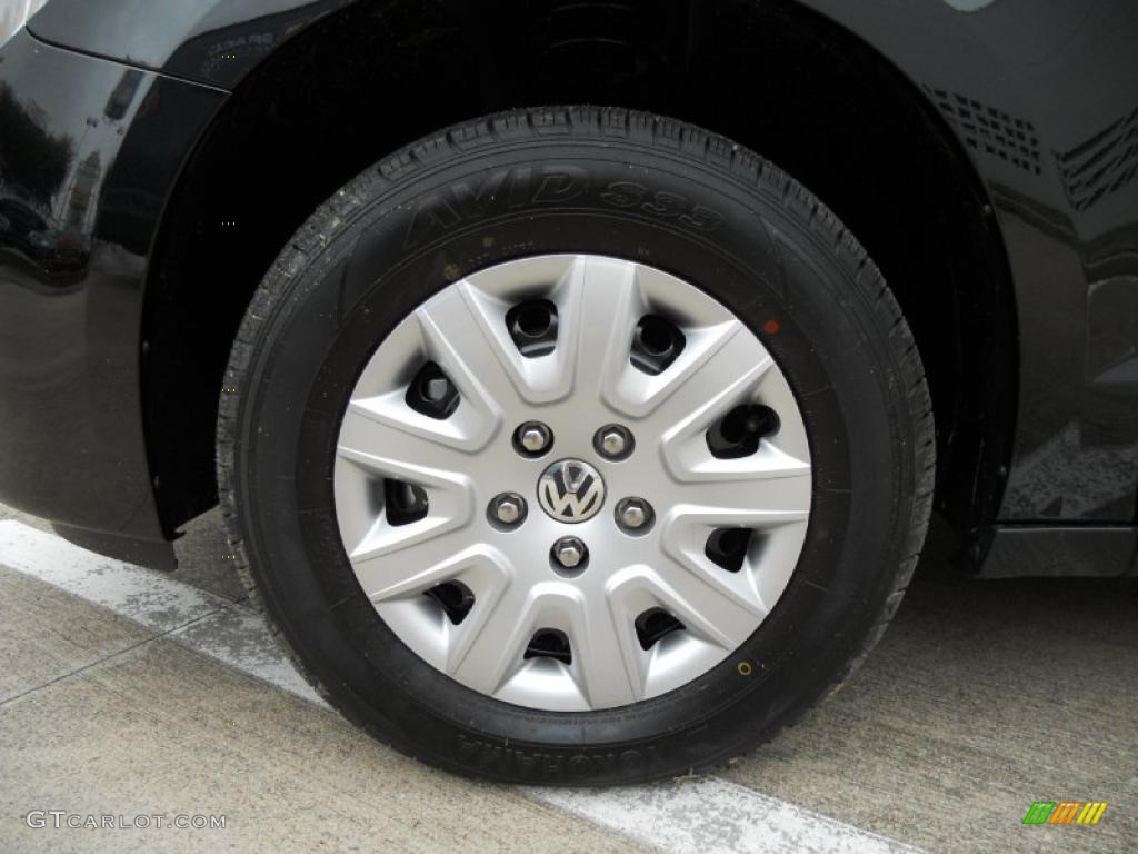 2011 Volkswagen Routan S Wheel Photo #44727973