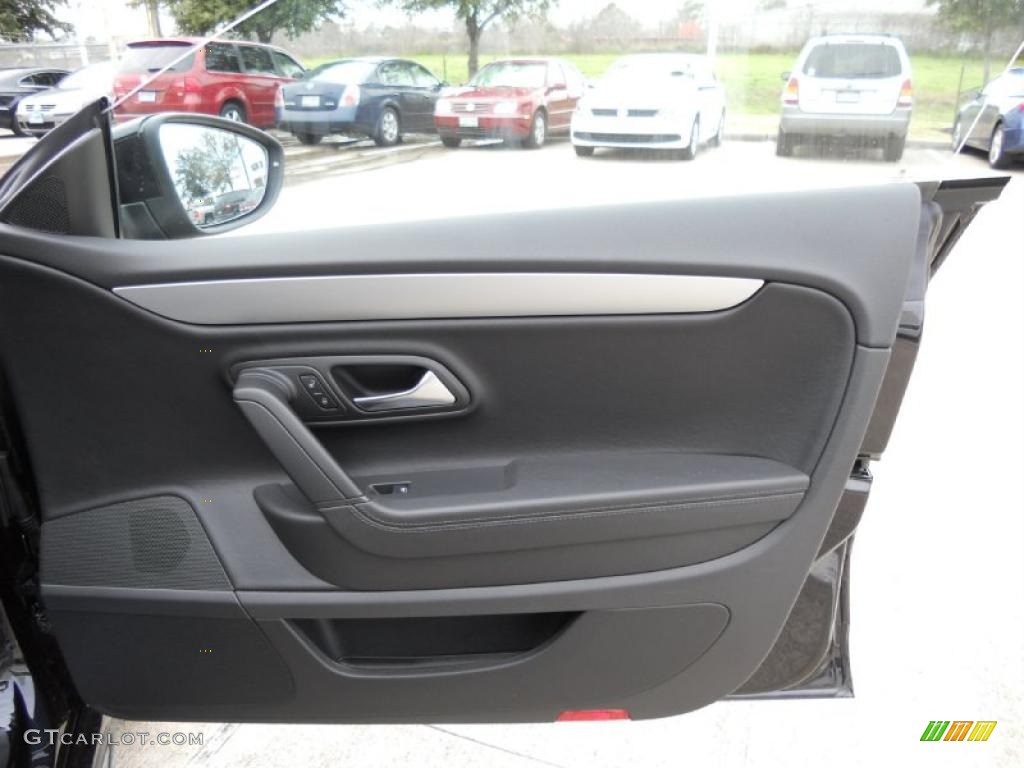 2012 Volkswagen CC R-Line Black Door Panel Photo #44728373